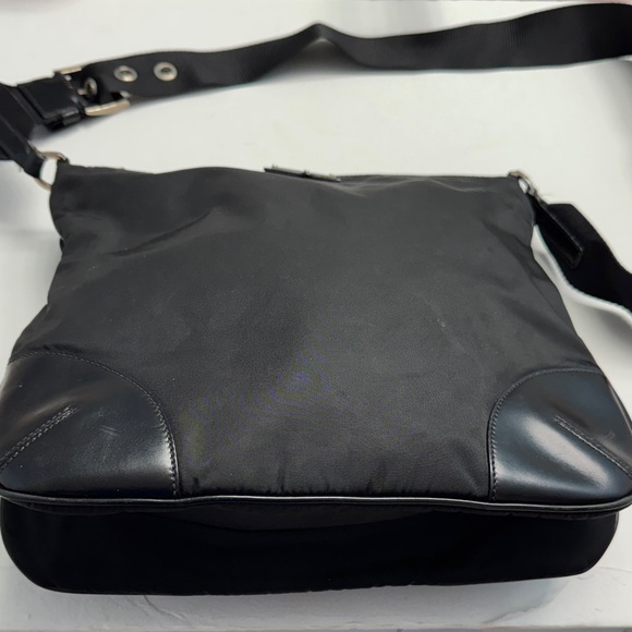 Prada Classic Black Crossbody Bag - Picture 6 of 15